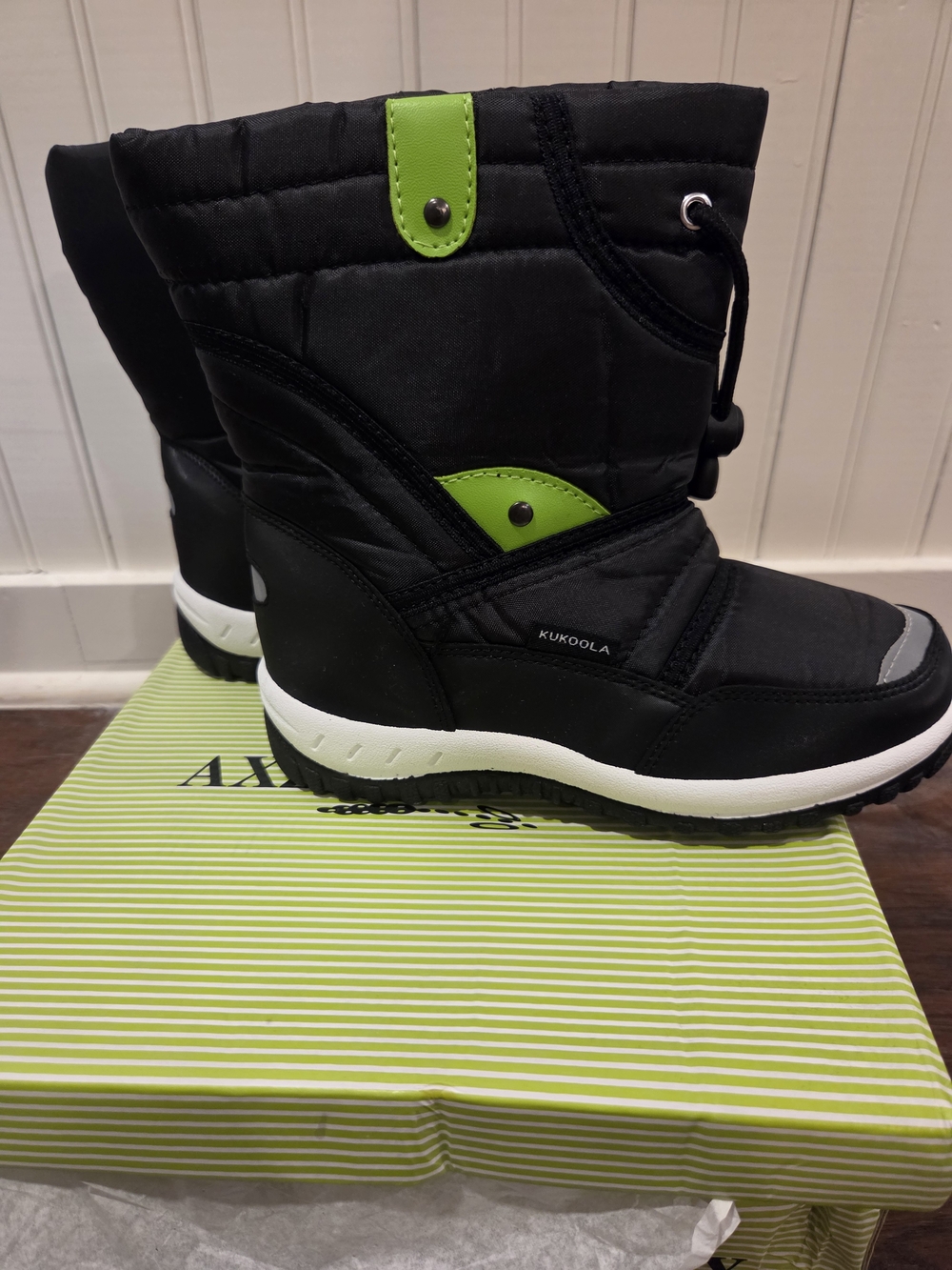 New Kukoola, Boy's Winter Snow Boots, Size 1